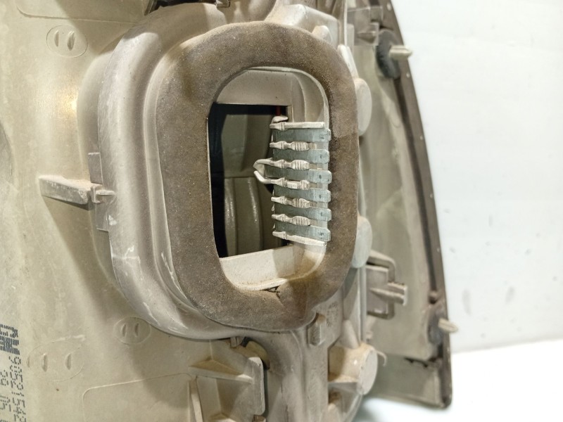 Recambio de piloto trasero izquierdo para opel astra g berlina club referencia OEM IAM 1222073 90521542 