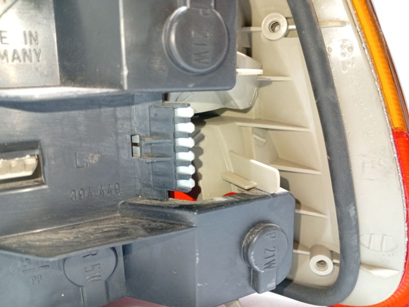 Recambio de piloto trasero izquierdo para opel astra f berlina referencia OEM IAM 1223977 394449 