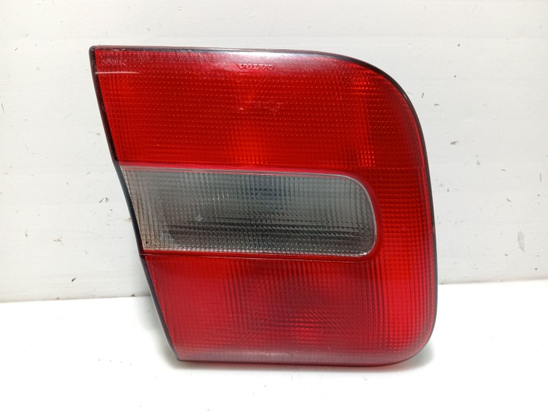 Recambio de piloto trasero izquierdo para volvo s70 berlina referencia OEM IAM 9151633 9151635 