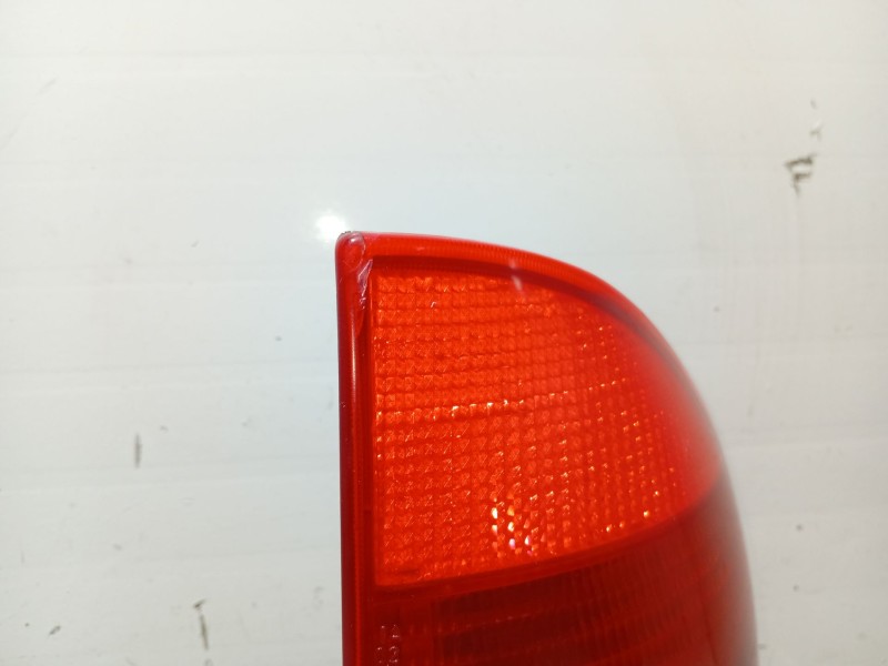 Recambio de piloto trasero derecho para opel corsa b referencia OEM IAM 1223491 67732660 