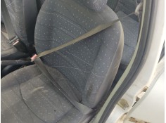 Recambio de cinturon seguridad delantero izquierdo para renault clio ii (bb_, cb_) 1.5 dci (b/cb08) referencia OEM IAM 770043675