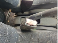 Recambio de anclaje cinturon delantero derecho para renault clio ii (bb_, cb_) 1.5 dci (b/cb08) referencia OEM IAM    2