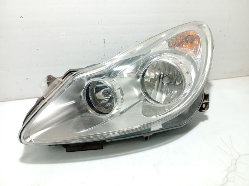 Recambio de faro izquierdo para opel astra h berlina referencia OEM IAM 1216561 13186381 89313290