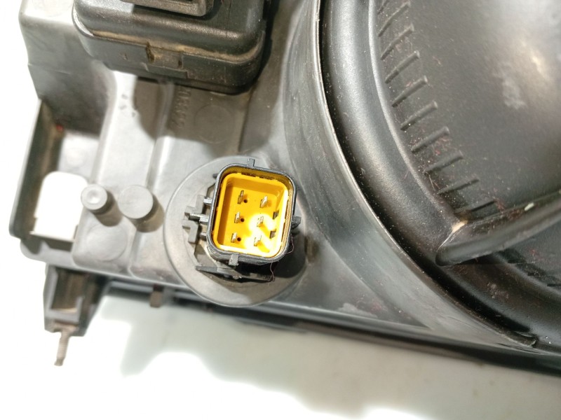 Recambio de faro derecho para land rover freelander (ln) 2.0 turbodiesel referencia OEM IAM AMR4001  