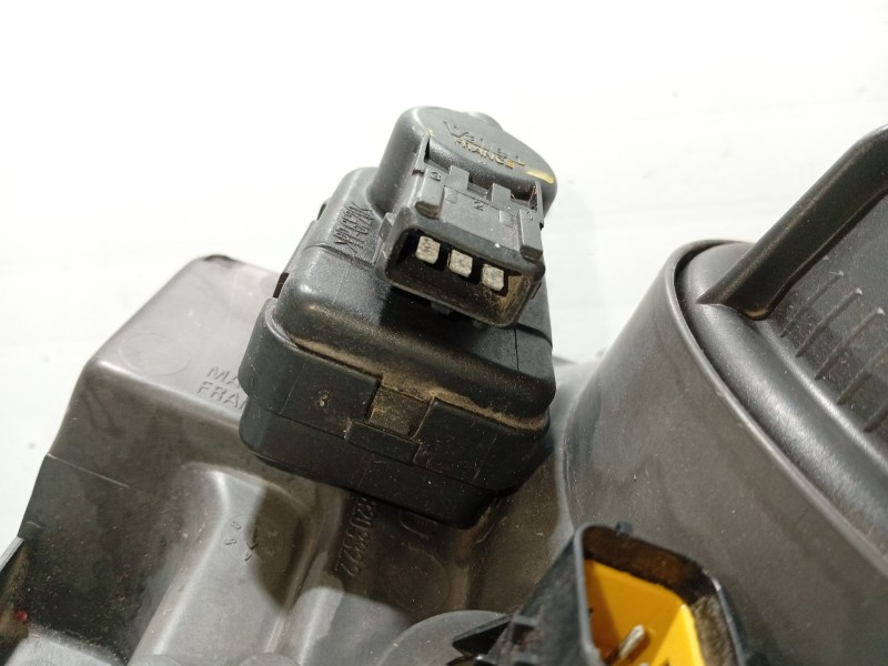 Recambio de faro derecho para land rover freelander (ln) 2.0 turbodiesel referencia OEM IAM AMR4001  