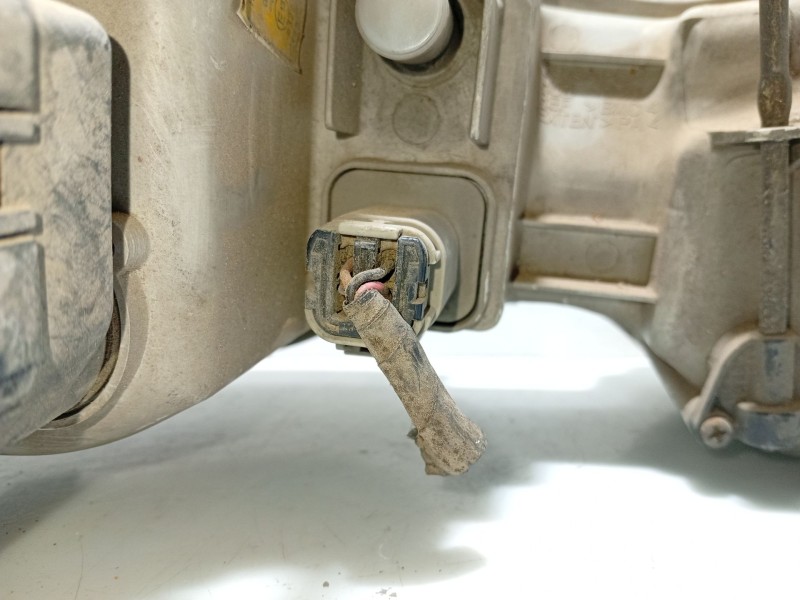 Recambio de faro izquierdo para kia shuma referencia OEM IAM 0K2BA51040A   Recambio de faro izquierdo para kia shuma referencia OEM IAM 0K2BA51040A