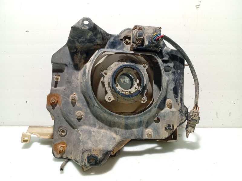 Recambio de faro derecho para opel monterey referencia OEM IAM 1216466  