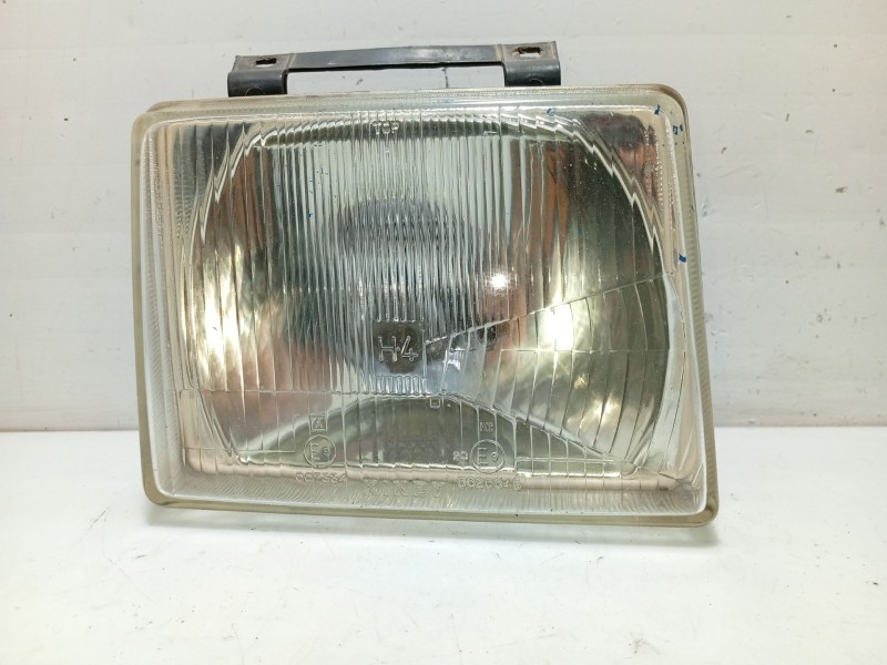 Recambio de faro derecho para opel corsa a referencia OEM IAM 1216339  