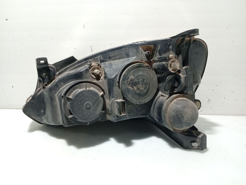 Recambio de faro derecho para opel corsa c club referencia OEM IAM 1216138 01934292 
