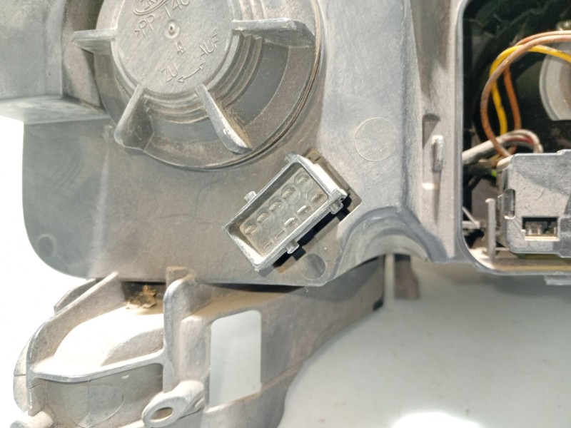 Recambio de faro izquierdo para opel corsa c referencia OEM IAM 13100535 0096726 6120100000