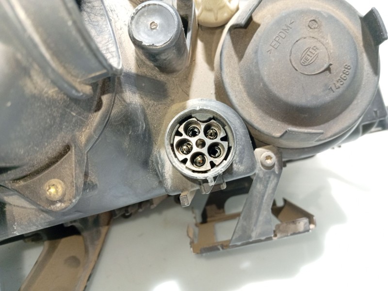 Recambio de faro izquierdo para opel omega b referencia OEM IAM 1216026 009193417 1EL00905021