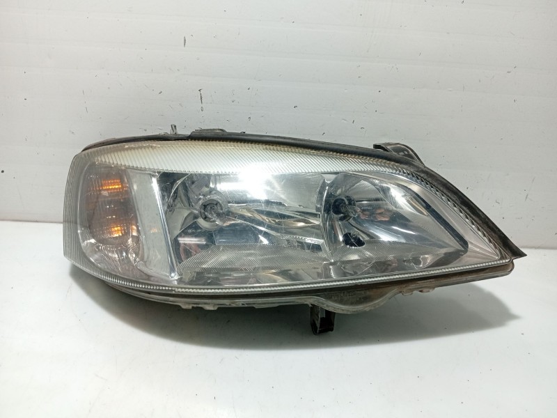 Recambio de faro derecho para opel astra g berlina referencia OEM IAM 1216540 90520878 1EG00764002