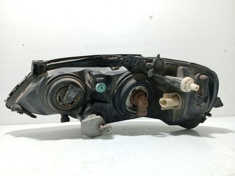 Recambio de faro derecho para opel astra g berlina referencia OEM IAM 1216540 90520878 1EG00764002