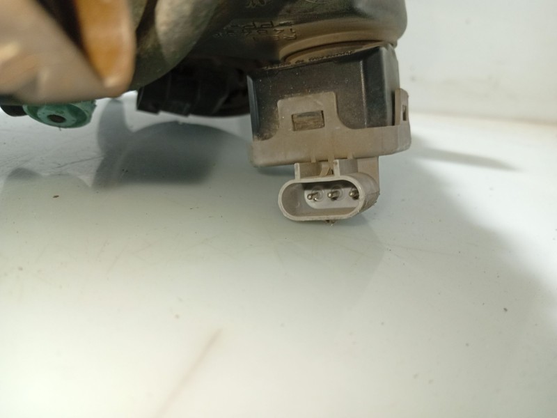 Recambio de faro derecho para opel astra g berlina referencia OEM IAM 1216540 90520878 1EG00764002