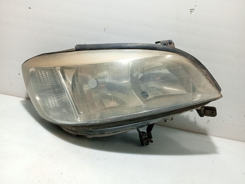 Recambio de faro derecho para opel zafira a referencia OEM IAM 1216276  