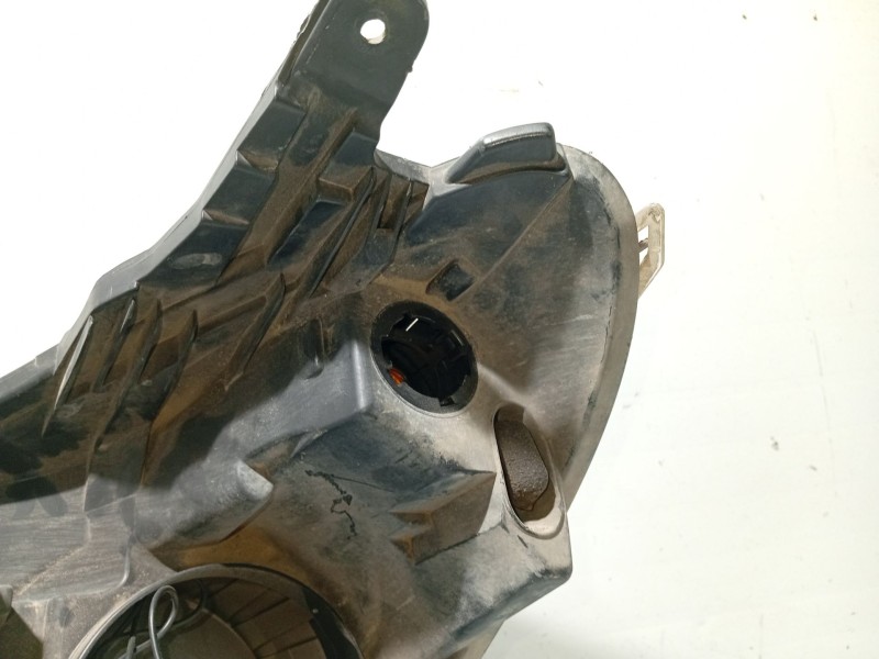 Recambio de faro derecho para opel astra h berlina referencia OEM IAM 1216562 24451033 1EG27037002