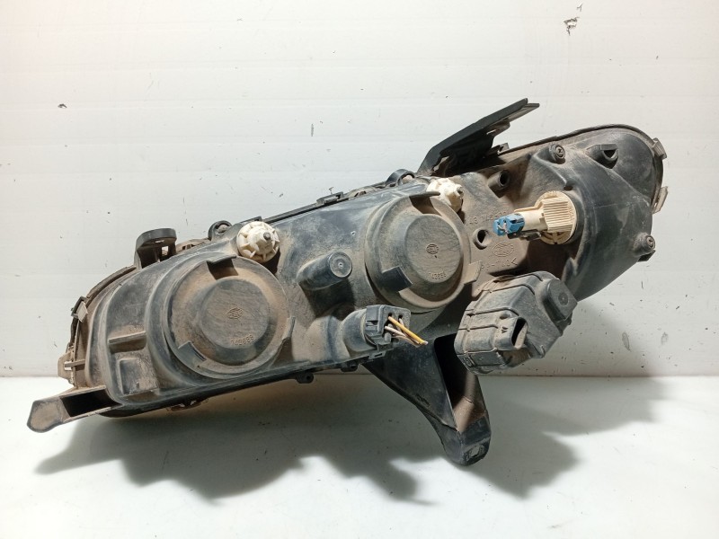 Recambio de faro derecho para opel omega b referencia OEM IAM 1216498  1AG006920