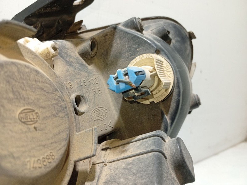 Recambio de faro derecho para opel omega b referencia OEM IAM 1216498  1AG006920