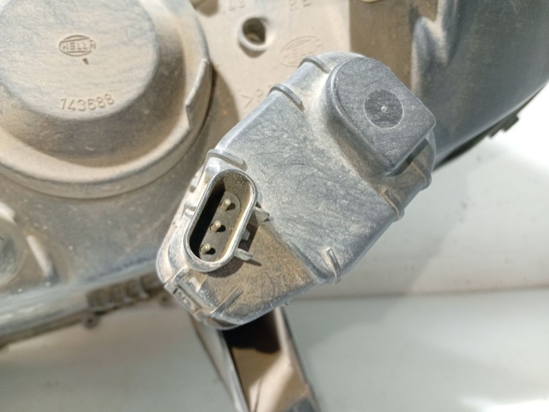 Recambio de faro derecho para opel omega b referencia OEM IAM 1216498  1AG006920