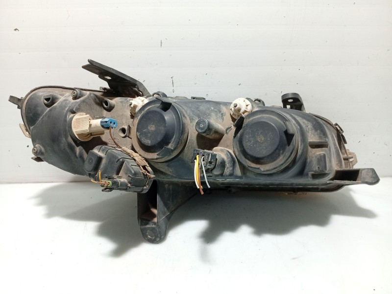 Recambio de faro izquierdo para opel omega b referencia OEM IAM 1216497  
