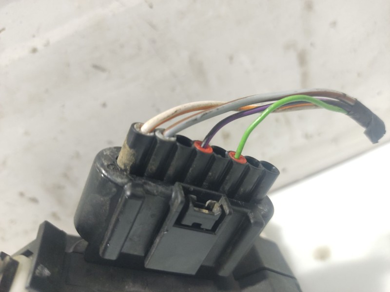 Recambio de cerradura puerta trasera izquierda para ford focus lim. (cb8) referencia OEM IAM 2099461  