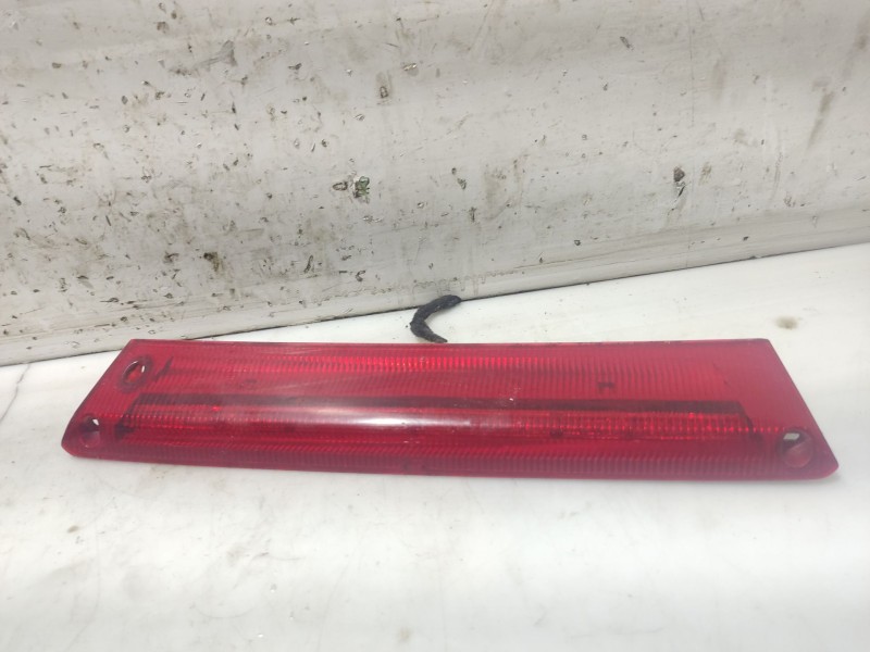 Recambio de luz central de freno para ford focus lim. (cb8) referencia OEM IAM   