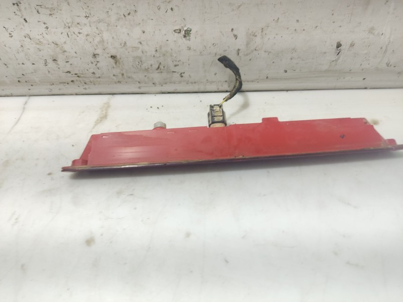 Recambio de luz central de freno para ford focus lim. (cb8) referencia OEM IAM   