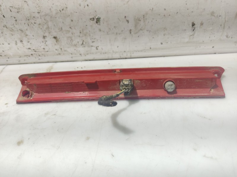 Recambio de luz central de freno para ford focus lim. (cb8) referencia OEM IAM   