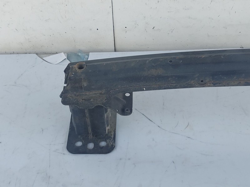 Recambio de refuerzo paragolpes delantero para ford focus lim. (cb8) referencia OEM IAM   