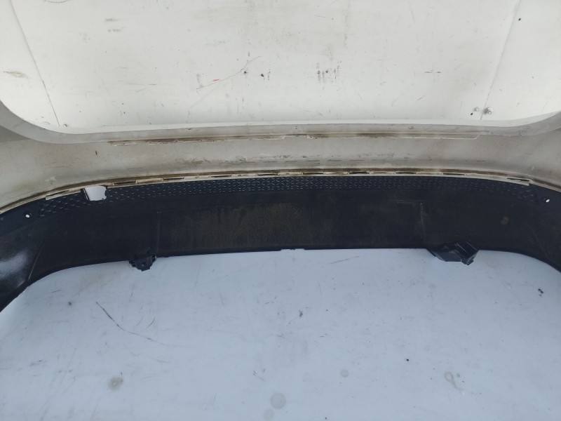 Recambio de paragolpes trasero para ford focus lim. (cb8) referencia OEM IAM   