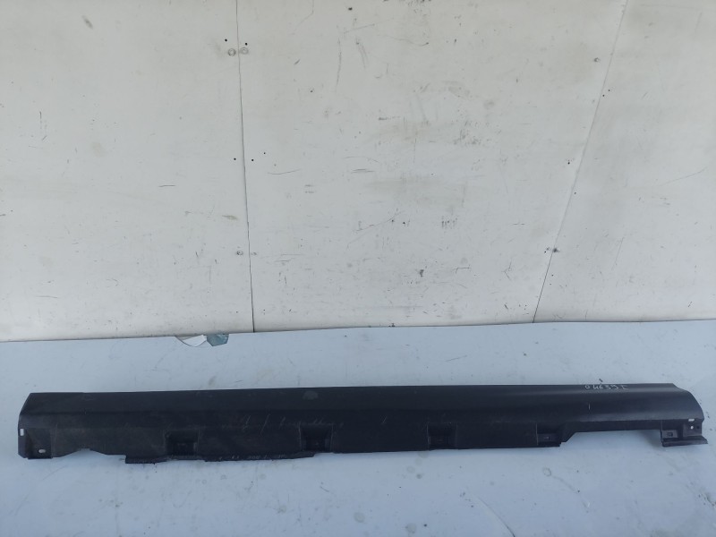 Recambio de moldura para ford focus lim. (cb8) referencia OEM IAM   