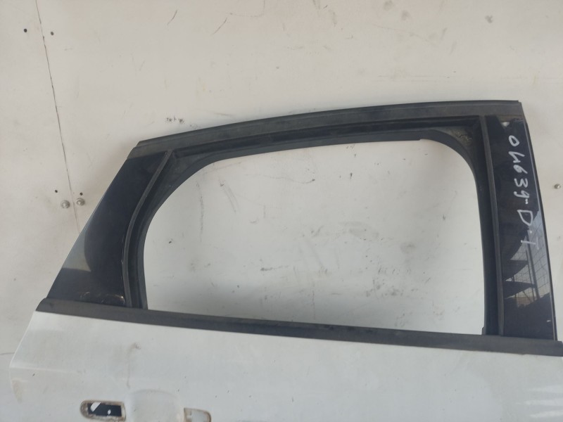 Recambio de puerta trasera derecha para ford focus lim. (cb8) referencia OEM IAM 2172759  