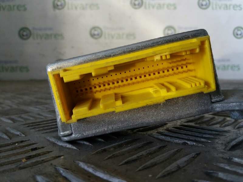 Recambio de centralita airbag para renault megane ii familiar    |   0.03 - 0.09 | 2003 - 2009 referencia OEM IAM 601958500 8203