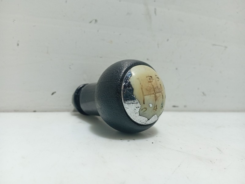 Recambio de pomo palanca cambio para peugeot 407 (6d_) 1.8 16v (6d6fyc) referencia OEM IAM 2403CN  