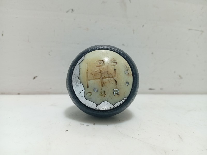Recambio de pomo palanca cambio para peugeot 407 (6d_) 1.8 16v (6d6fyc) referencia OEM IAM 2403CN  