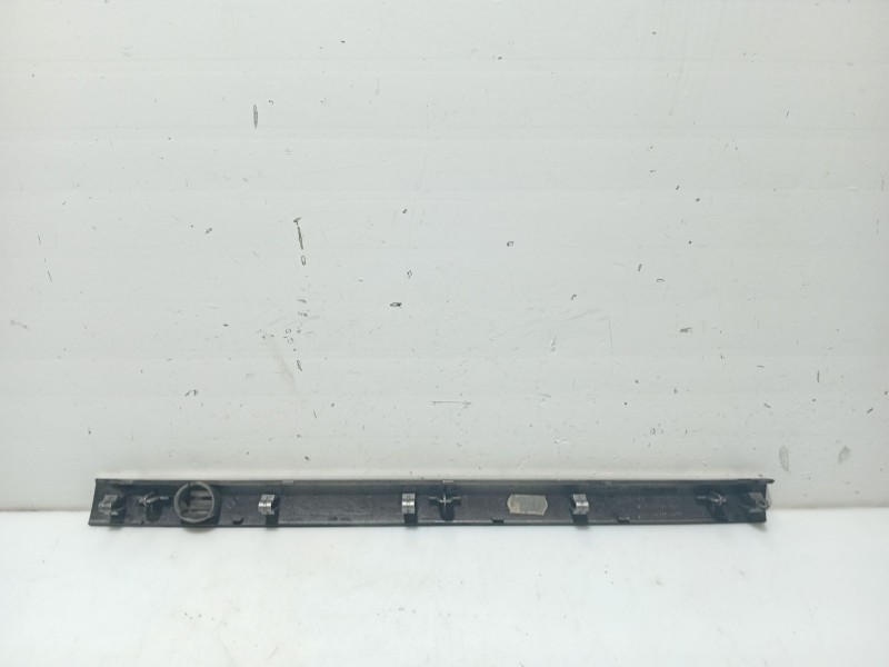 Recambio de moldura para peugeot 407 (6d_) 1.8 16v (6d6fyc) referencia OEM IAM 9644562777 9644562677 9650486777