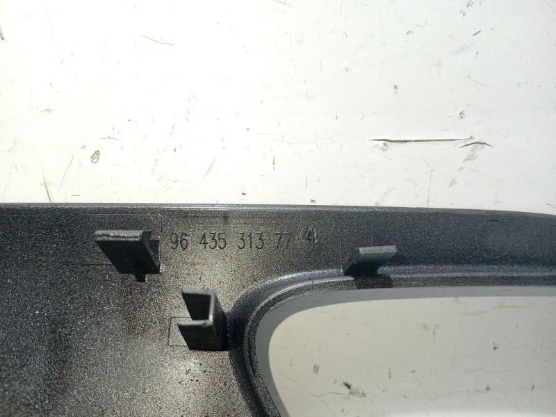 Recambio de moldura para peugeot 407 (6d_) 1.8 16v (6d6fyc) referencia OEM IAM 9643531377  