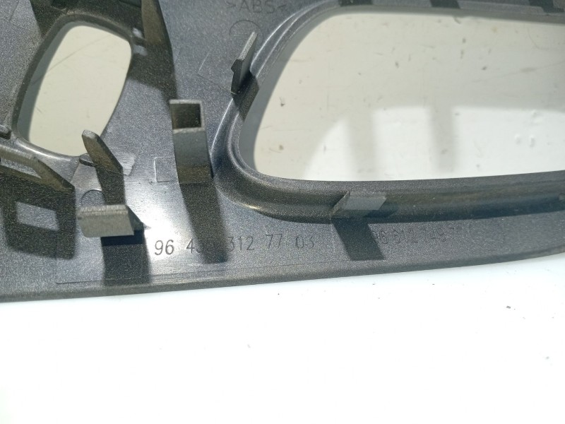 Recambio de moldura para peugeot 407 (6d_) 1.8 16v (6d6fyc) referencia OEM IAM 9661274877 9643531277 