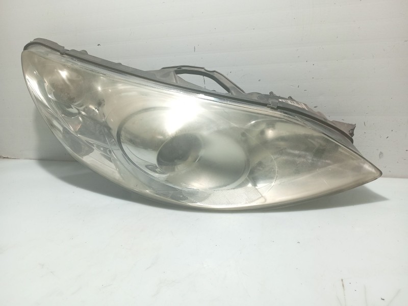 Recambio de faro derecho para peugeot 407 (6d_) 1.8 16v (6d6fyc) referencia OEM IAM 620690  