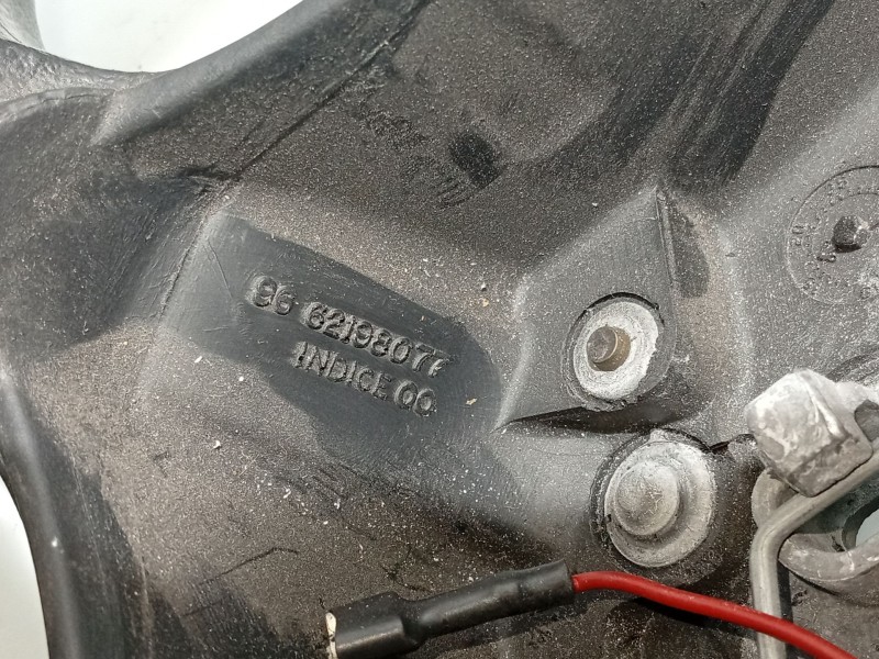 Recambio de volante para peugeot 407 (6d_) 1.8 16v (6d6fyc) referencia OEM IAM 9662198077  