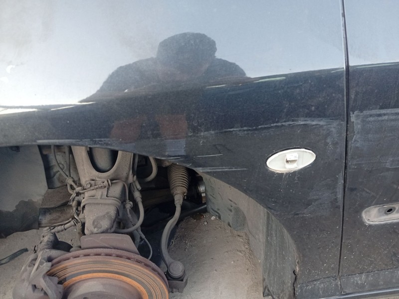 Recambio de aleta delantera izquierda para peugeot 407 (6d_) 1.8 16v (6d6fyc) referencia OEM IAM 7840P0  