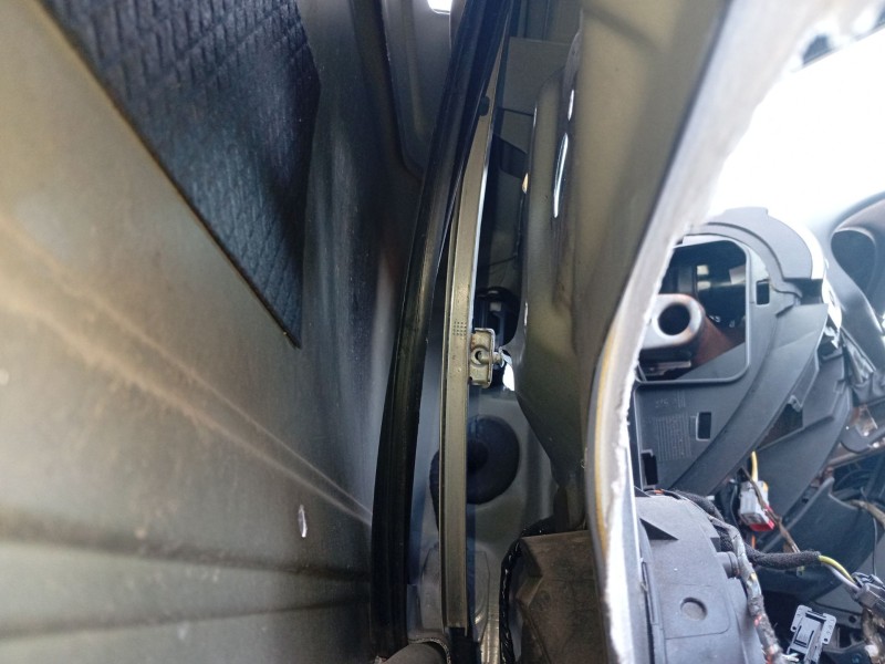 Recambio de elevalunas delantero izquierdo para peugeot 407 (6d_) 1.8 16v (6d6fyc) referencia OEM IAM 9221Q6  