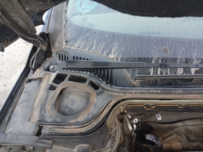 Recambio de moldura para peugeot 407 (6d_) 1.8 16v (6d6fyc) referencia OEM IAM 8251R8  