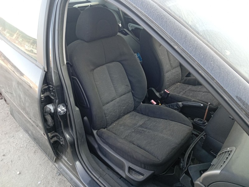 Recambio de asiento delantero derecho para peugeot 407 (6d_) 1.8 16v (6d6fyc) referencia OEM IAM 6131ADD  