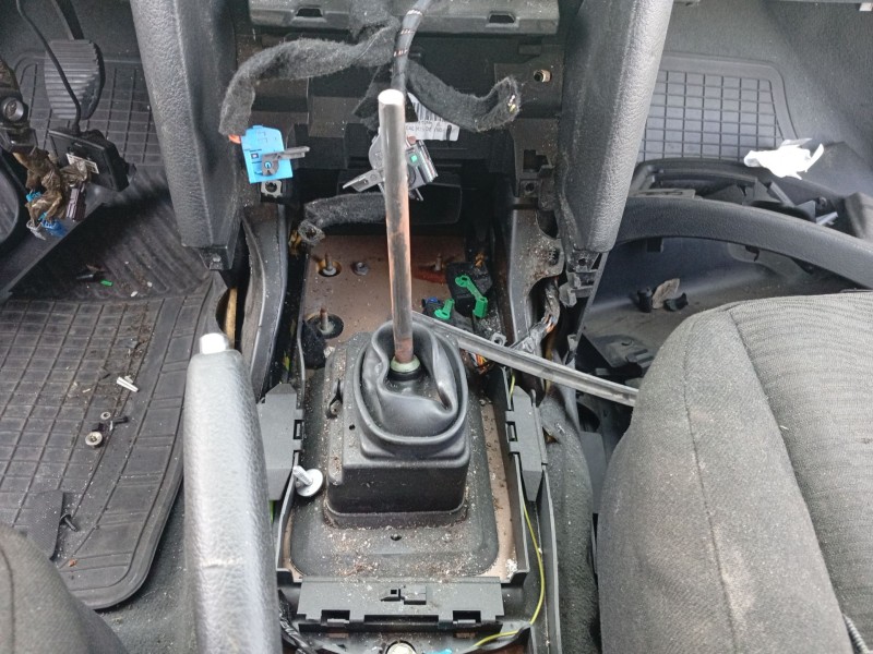 Recambio de palanca cambio para peugeot 407 (6d_) 1.8 16v (6d6fyc) referencia OEM IAM 2400CG  