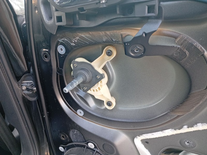 Recambio de elevalunas trasero derecho para peugeot 407 (6d_) 1.8 16v (6d6fyc) referencia OEM IAM 922491  