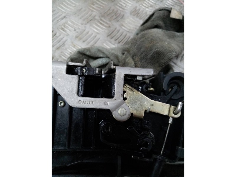 Recambio de cerradura puerta trasera izquierda para  referencia OEM IAM A163735  