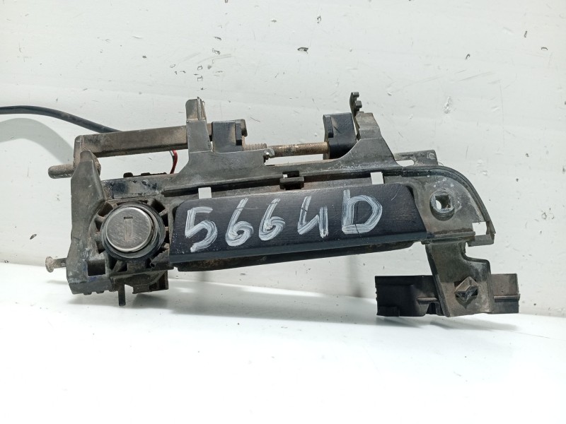 Recambio de maneta exterior delantera derecha para bmw 3 compact (e36) 318 tds referencia OEM IAM 51211960801  