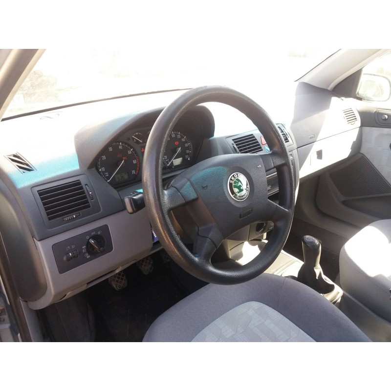 skoda fabia (6y2/6y3) 1.4   |   0.00 - ... | 2000 | 60 cv / 44 kw del año 2000