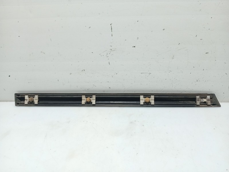 Recambio de moldura para bmw 3 compact (e36) 318 tds referencia OEM IAM 81463610  